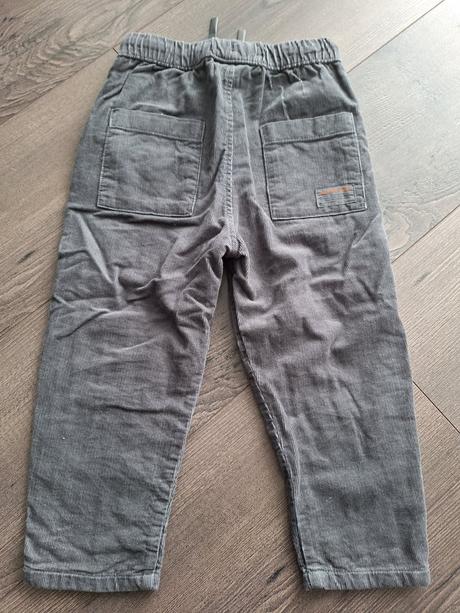 Menzestrove nohavice, zara,104