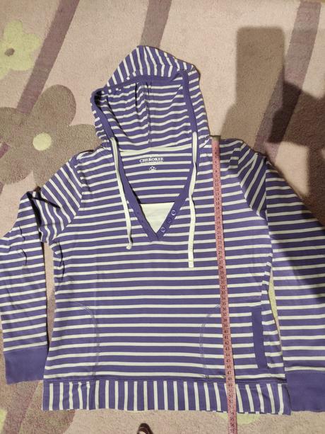 Mikina č. 40, cherokee,40