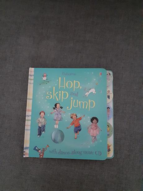 Knizka usborne skip hop, 