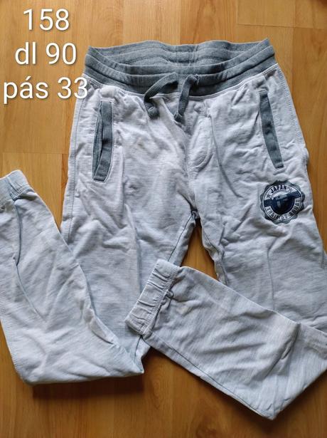 Chlapčenské tepláky, marks & spencer,158