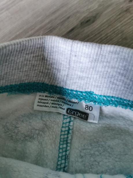 Tepláky 80/86, domyos,80