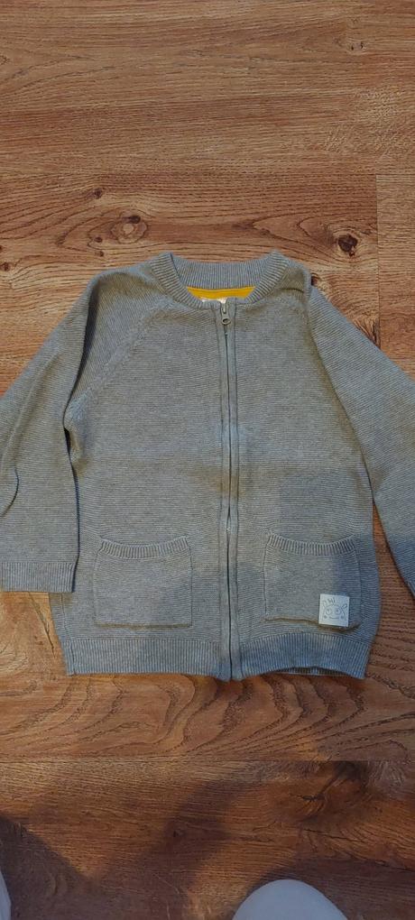 Sveter, pepco,98