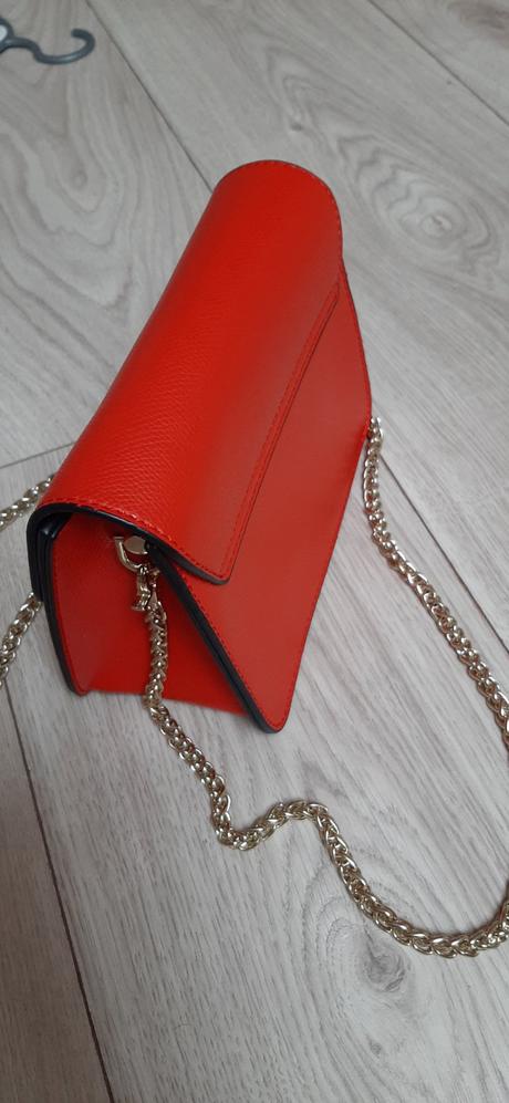 Kožená kabelka, 