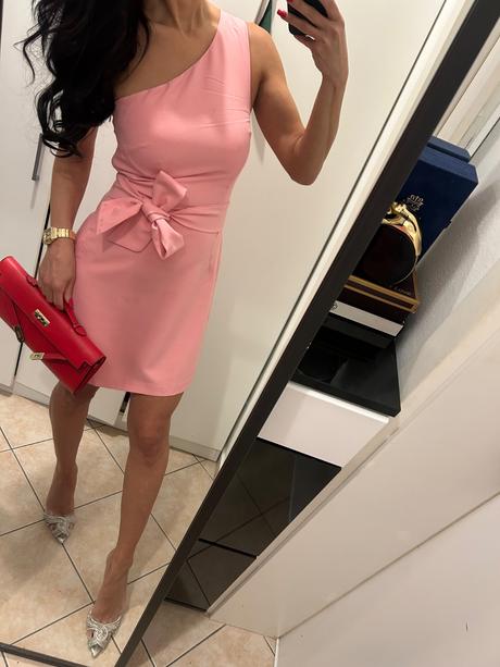 Pink šaty, s