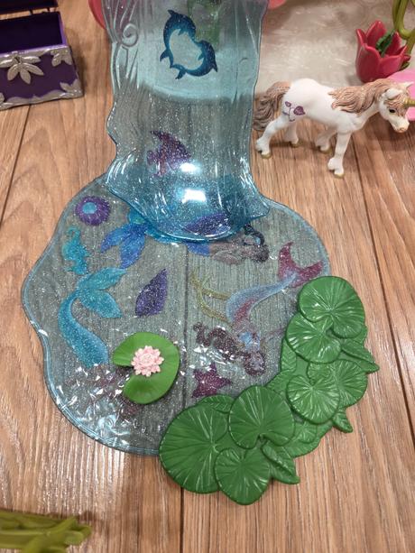 Schleich trblietajúci kvetinový dom 42445, 