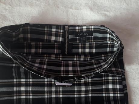 Károvaná sukňa s opaskom a zipsom, amisu,38