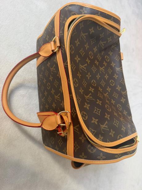 Kožená taska na psa lv, 