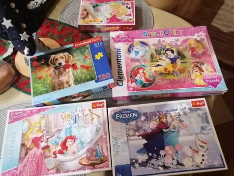 5 puzzle pre paradnicu,