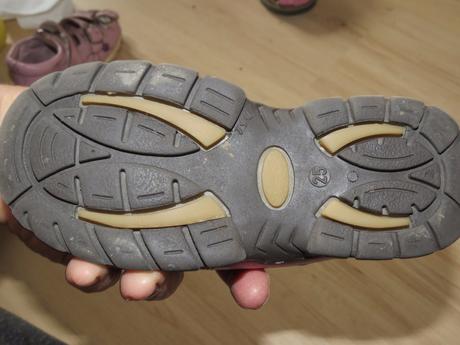 Pegress sandálky, pegres,25