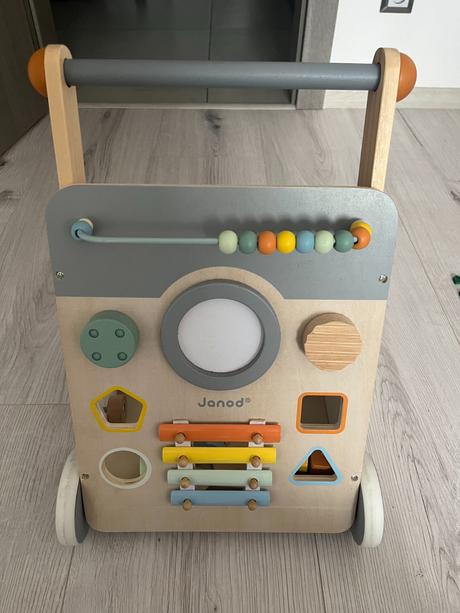 Janod multifunkčné chodítko pre deti sweet cocoon, 