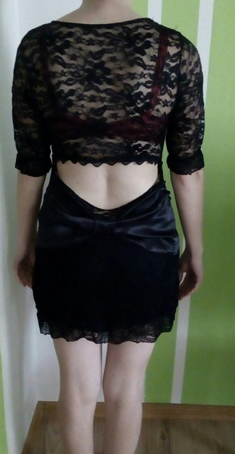 Predám dámske čipkovane šaty, m