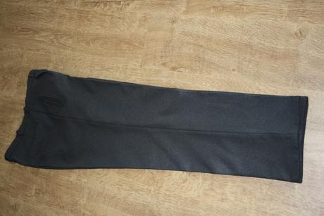 Elegantne nohavice-ako nové, 52
