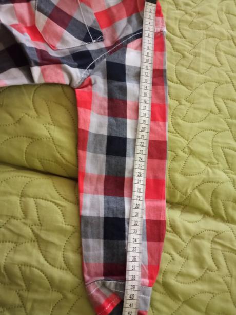 Kockovaná košieľka, lupilu,104