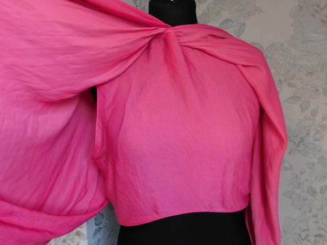 Zara pekna štilova bluzka, zara,38