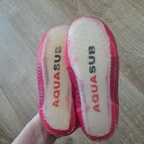 Topánky do vody, 26