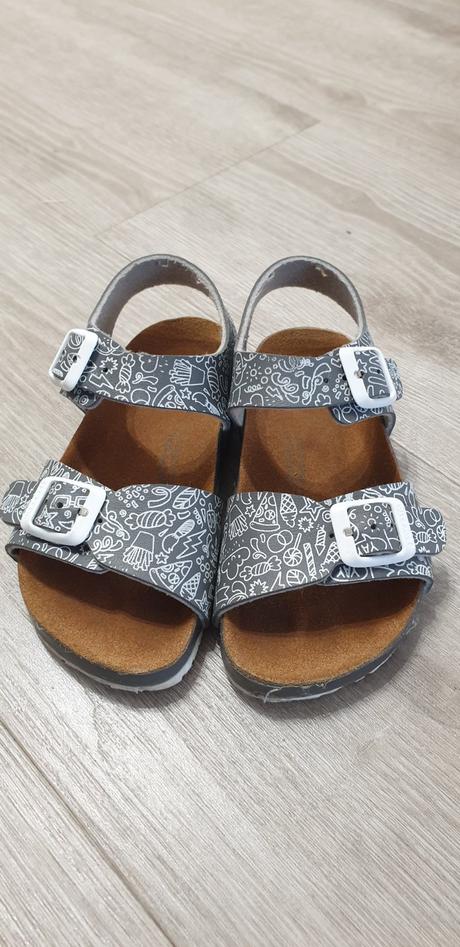 Sandalky garvalin, 27