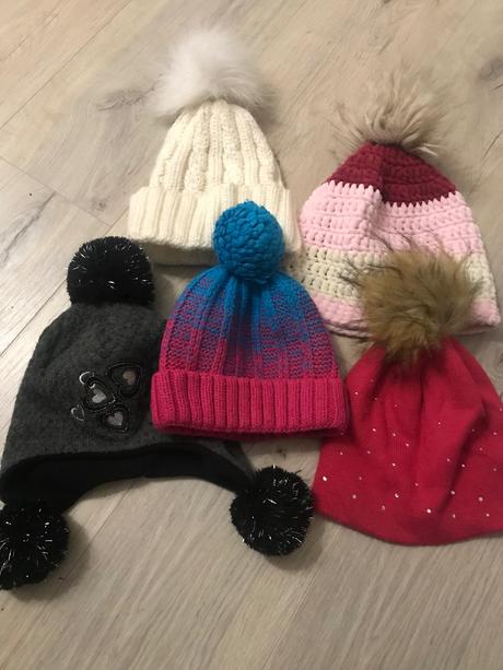 Dievcenske ciapky, 134