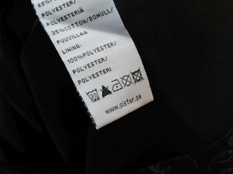 Pekne slavnostne saty, 38