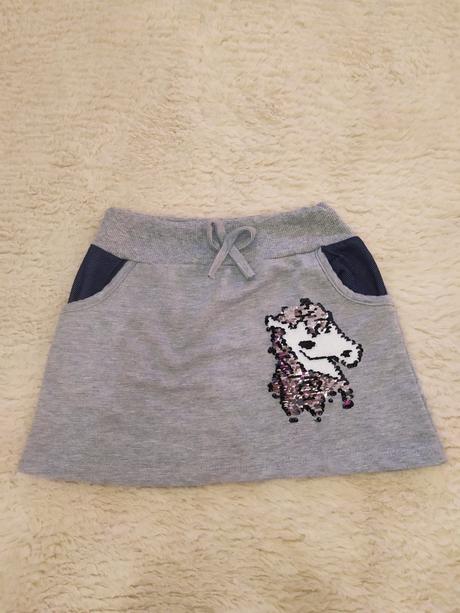 Predám sukničku., 128