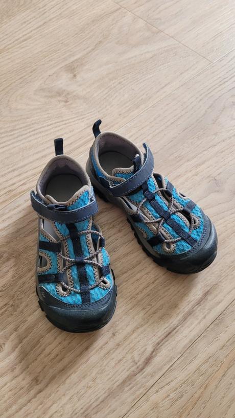 Turisticke sandalky vd 18,5 cm, quechua,30