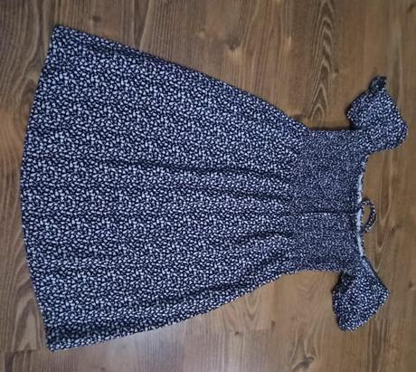 Šaty málo nosené veľk. m, m