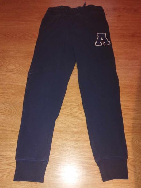 Tepláky 140, h&m,140