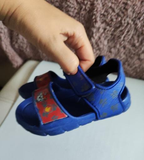Sandálky labkova patrola, 22