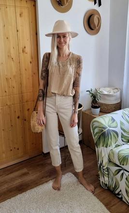 Béžový telový nude top, s