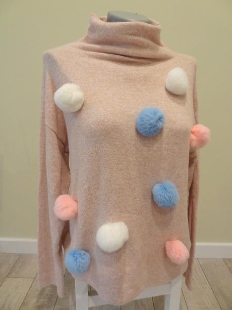 Pulover s brmbolcami, stradivarius,l