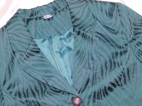 Trendy elegantny kvalitny blejzer/sako, 38