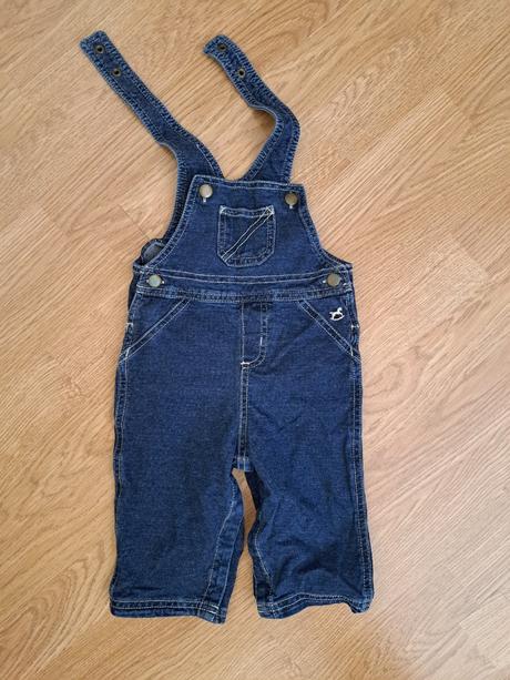 Džínsy na traky 74, 74