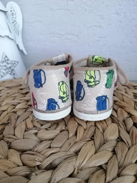 Papuce 24 - 2 ks, rak,24