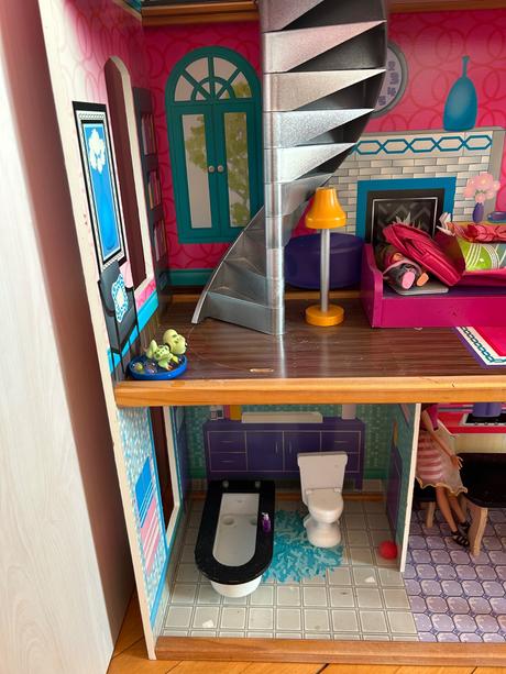 Domček pre bábiky, 