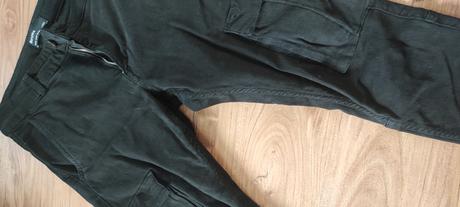 Nohavice, bershka,38