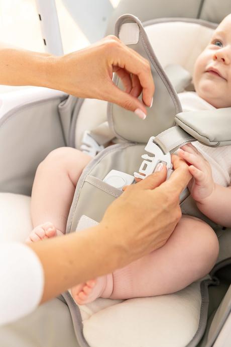 Caretero detská jedálenská stolička 2v1 indigo pow, caretero