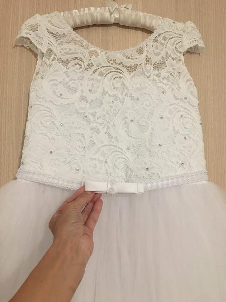 Exkluzivne biele dlhé šaty aj na 1.sv.prijimanie, 122 - 158