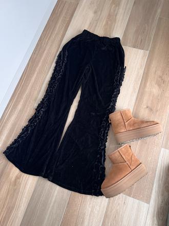 Čierne široké nohavice, s