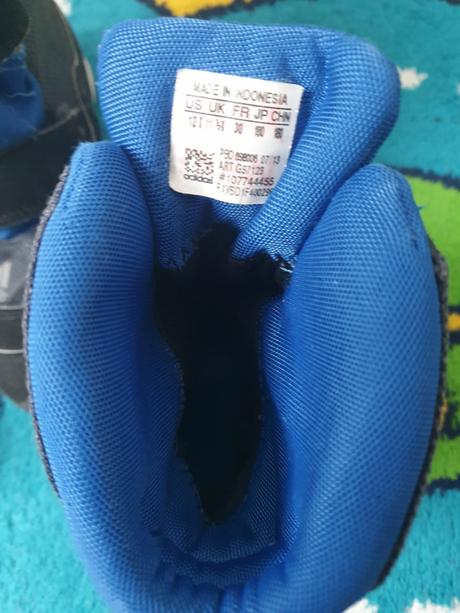 Topánky a čižmy veľkosť 30, adidas,30
