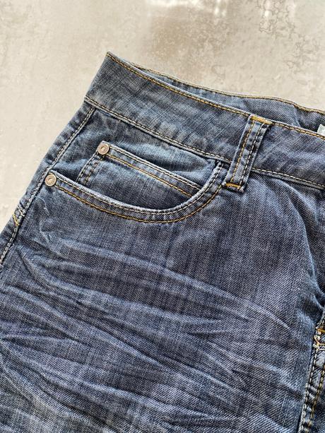 Rifľová sukňa, 40