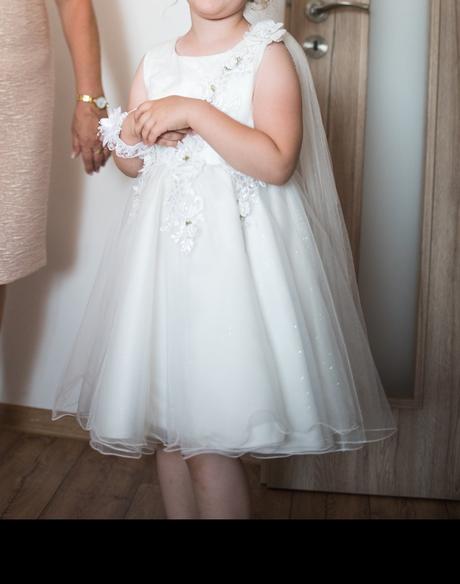 Rozkošne šaty, 122