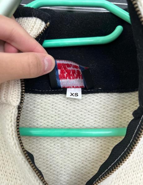 Vlnený zimný sveter, xs