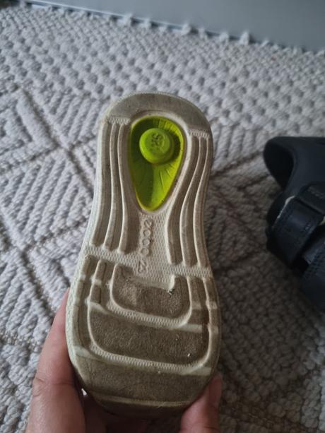 Cierne tenisky zn. ecco, ecco,23