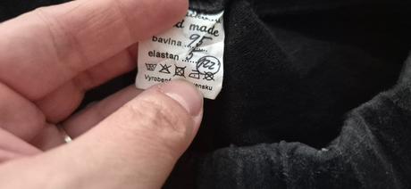 3x pudlové tepláky, 122