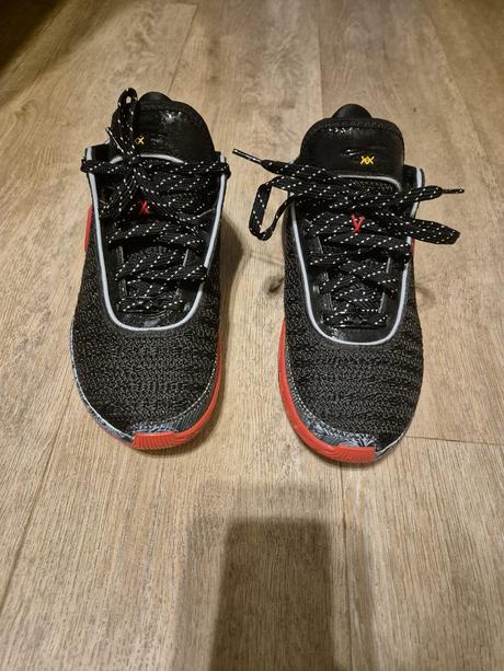 Tenisky adidas lebron xl20 č.37 výborný stav, adidas,37