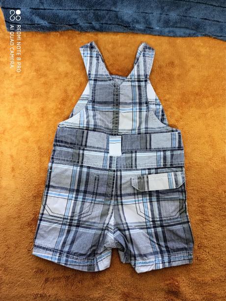 Trojštvrťáky pre fešáka, next,68