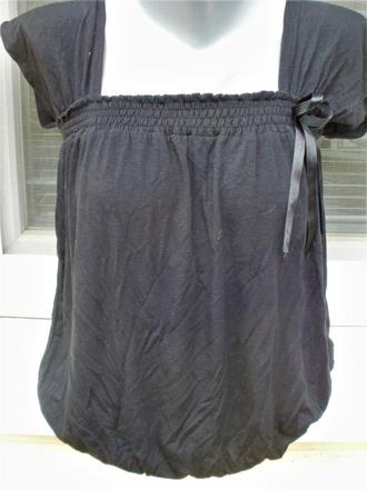 Čierne tričko s mašličkou, l