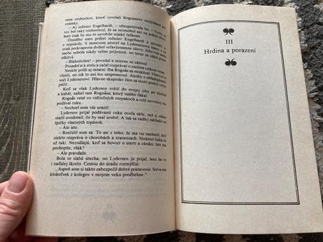 Dvaja živí a jeden mŕtvy-prvé vyd.1980, 