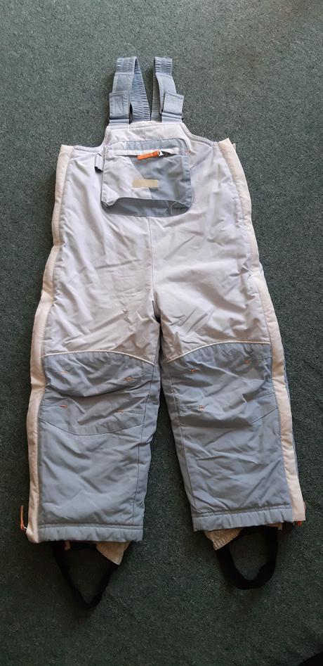 Oteplovačky hrubé, 104