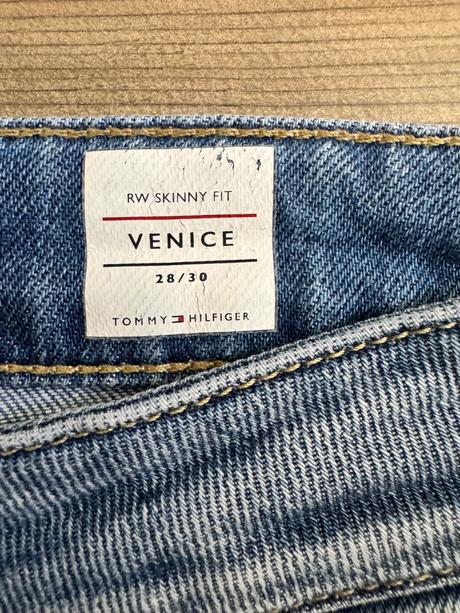 Rifle, tommy hilfiger,s