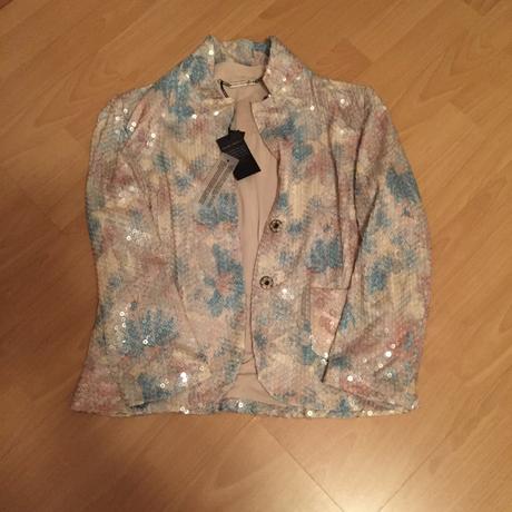 Elegantne sako, vhodne na slavnostnu prilezitost, 40